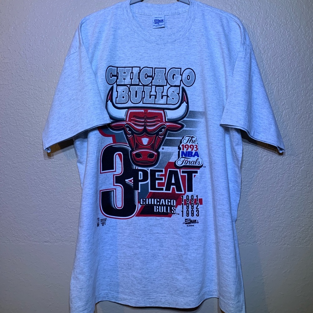 Vintage Bulls 3-Peat 1993 shirt